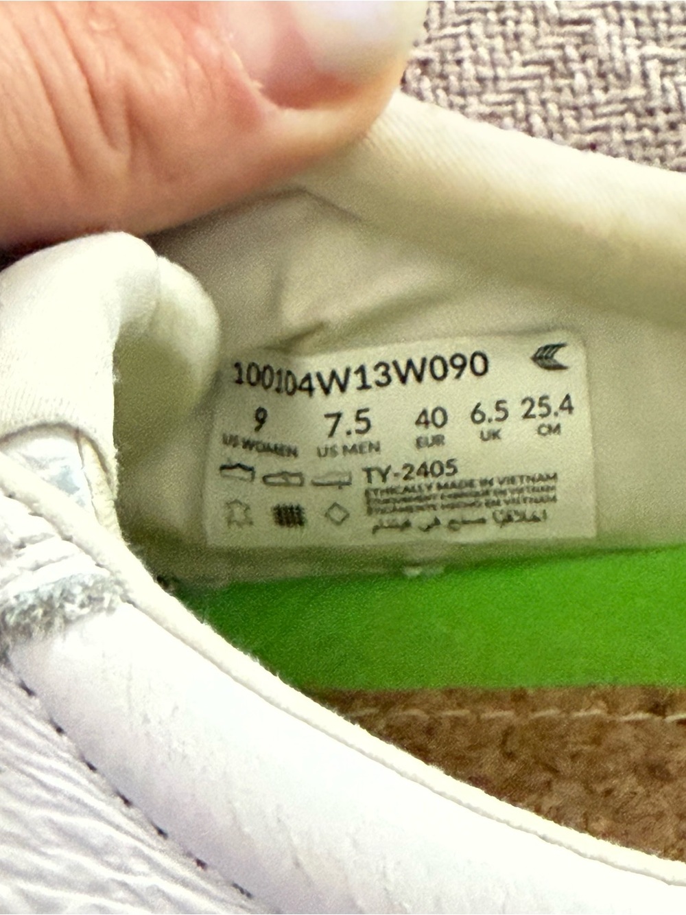 Cariuma White Leather Lace-Up Sneakers Size 9 - Picture 6 of 6